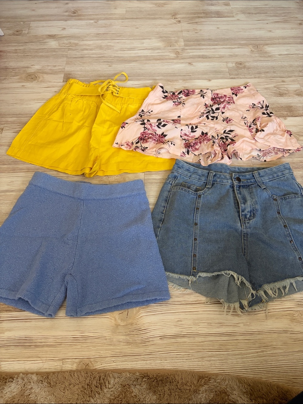 Women's/Junior's shorts bundle, size small, jean, linen, cotton shorts